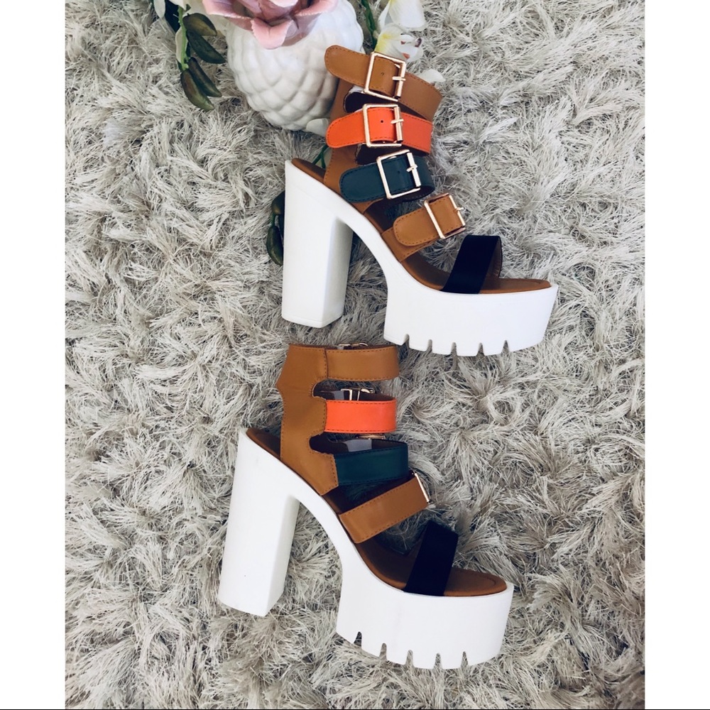 NEW ‘Raina’ Chunky Heels - Picture 2 of 11